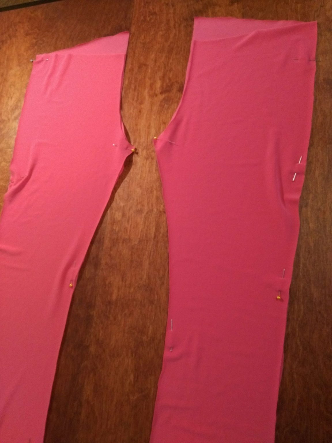Sew leggings from an existing pair | Elise's Sewing Studio