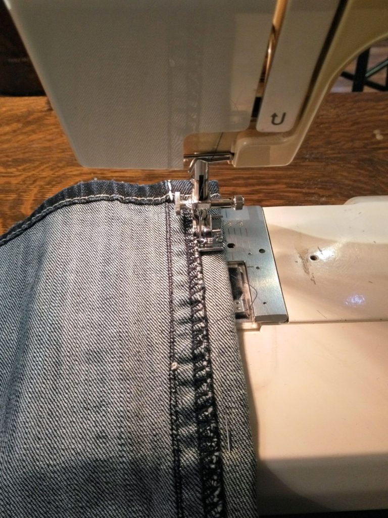sew flat felled seam with a zipper foot
